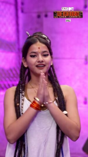 Tanu Rawat Instagram - Kya gang leaders honge Tanu se impress aur denge unhe mauka Roadies ke adventure ko experience karne ka? 🔥

#TheAyurvedaCo MTV Roadies - Karm Ya Kaand, co-powered by #WildStone , tonight at 7PM only on MTV & JioCinema
 
#MTVRoadies19 #KarmYaKaand #RoadiesKarmYaKaand #MTVRoadies #YamahaFZX #EekenByParagon