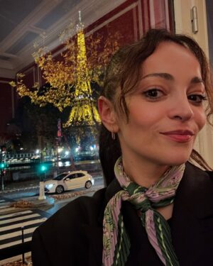 Teona Dolnikova Instagram - Merci, Paris ❤️ A TOUTE À L’HEURE , mes amis 🌸