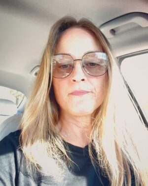 Teri Polo Instagram - #kamalaharris #walz #president #vicepresident #whitehouse #govote #electionday #vote #freedom #future #choice