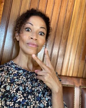 Teri Polo Instagram - My love, my love, my love…Happy Happy BIG 50th 😏 Birthday, Pee Big!! These pics from over the years are for all of your fans to enjoy. 
I love you more than life…last picture is your present! ❤️🎁❤️