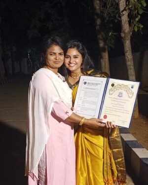 Thamizhvani Instagram - Memorable day 💛🖤

#graduation