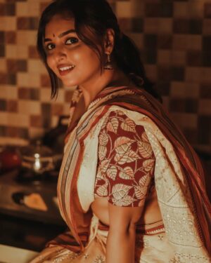 Thamizhvani Instagram - This song hit's different🤎💫
fav song of @immancomposer

@sat_narain 🤍
Thank you for the beautiful capture 🫶🏻🫶🏻

#fyp #sunshine #photogram #favsong #favspot