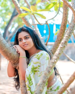Thamizhvani Instagram - Short but full of Innocence 💚🤍

@mcgstudio8216 

#greenmagic #potrait #sareefashion
#instagram #instagood #instalife