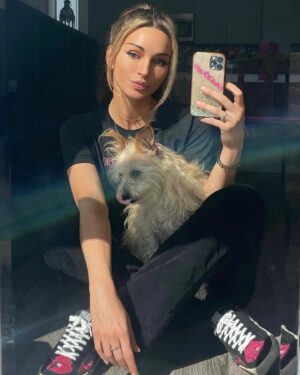 Tina Casciani Instagram - ..da bb..🍦