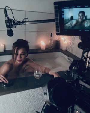 Tina Casciani Instagram - ..2023.. I pushed the fck outta myself.. wrote, produced, directed, acted, n danced in a project I’ve been working on for way too long now.. broke down more times than I’d like to admit.. the world is absolute insanity rn and this is one of my only outlets for some form of solace.. it’s hard to let go of outcomes, but going into 2024 my resolution is to just let the fck gooo.. happy new year ✨💋