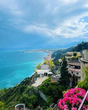 Tina Casciani Instagram - ..Taormina..🌺
