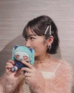 Tomoyo Kurosawa Instagram - わしゃがな！

ありがとうございました✨✨

#わしゃがな #わしゃ生

・・・・・・・・・・

カーディガン @labelleetude_official 
ワンピース @laemuse.official 
イヤリング/ネックレス @monamie79_official 
クマリング @yuu_select