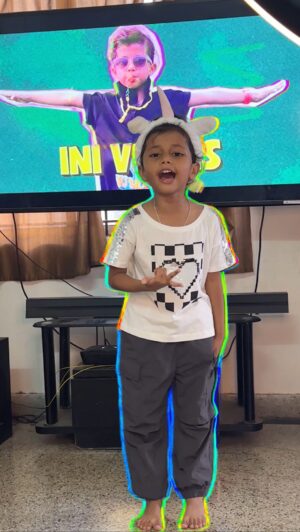 VJ Siddhu Instagram - 🤣Welcome to Ini Vlogs 🥰 jumukku jumukku @vjsiddhu_vlogs @vjsiddhu_official @balaprabakark @sathish_magendran @pradeep_editor_ @saran_vetrii 

#vjsiddhuvlogs #vjsiddhubaby #inivlogs #vjsiddhu #daughter