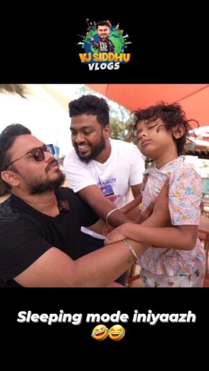 VJ Siddhu Instagram - 🤣 eyy iniyaazhuu😂 #Ini Vlogs 
 @vjsiddhu_vlogs @khan_harshath_khan @balaprabakark @sabari_dop 

#vjsiddhubaby #inivlogs #vjsiddhu_vlogs