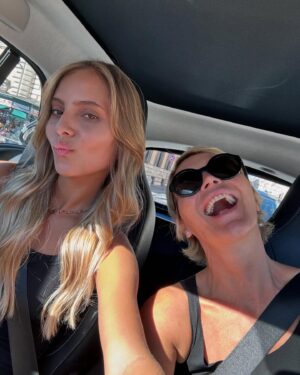 Vittoria Belvedere Instagram - Me and my blonde