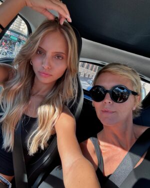 Vittoria Belvedere Instagram - Me and my blonde
