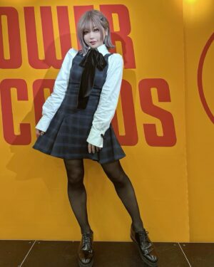 Yuria Tauchi Instagram - このZARAのワンピースシルエットがすごく綺麗でおすすめです👗

#ZARA #prada #onitsuka #ootd #fashion