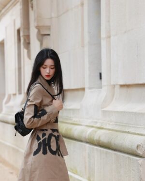 Zhou Ye Instagram - 漫步巴黎❤️ #dior