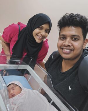 irfans view Instagram - Our first family picture❤️🥹! 

Our beautiful dream come true is safe in our hands ❤️

#happyus #love