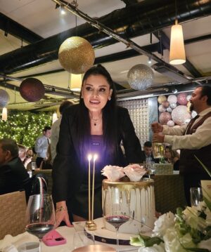 İlknur Soydaş Instagram - Happy Birthday To Me 🥂