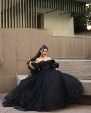 Aalisha Panwar Instagram - 👑 .. ., 

.

.

.

#itaawards2024 #blackbeauty #tuesdayvibes #vibing #slaying #instagood