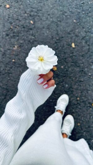 Aanchal Khurana Instagram - Love brings a sense of peace, deep joy, and a comforting feeling of safety.