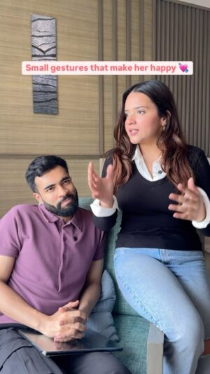 Aashi Sahni Instagram - Once again, I’m requesting you to not watch this video till the end 🙄
.
.
.
.
.
.
.
.
.
.
.
.
.
.
.
#relationships #couples #couplegoals #love #cute #girlfriend #boyfriend #reels #reelsindia #explore #chatakbaby