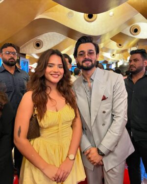 Aashi Sahni Instagram - Let me post the highlight of the month😙

#explore #photodump #foryou #fyp #relatable #bhuvambam #mumbai #rain #shoots #yellow #screening #bollywood #trend #viral #navratri #festival #indian #saree #lehenga #post #dump #candid #pictures