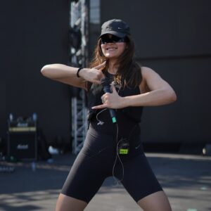 Aastha Gill Instagram - Sound check ✅ 
super excited for tonight’s performance 🤩
Time for Da-Bangg 💥

#aasthagill #agog #dabangg