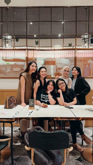 Acha Sinaga Instagram - Kagetnya dapet banget yaaah 🤪