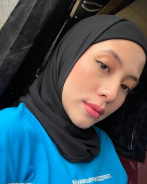 Adhisty Zara Instagram - “Cinta Dalam Ikhlas” w/ @abunsungkar 💕