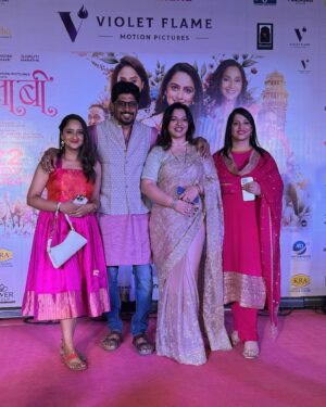 Aditi Dravid Instagram - #novemberdump 1.0 
•
Also appreciation post for @grace_elegance_by_renumakeover for being the best! Loved your work dear! Cheers to many more Red carpet looks together 🩷
•
#aditidravid #actorslife #lovemywork #livingmydreams