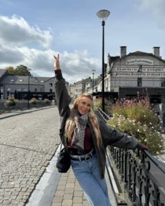 Actress Adixia Romaniello HD Photos and Wallpapers October 2024