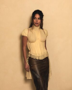 Adria Arjona Instagram - 🤎🤎🤎