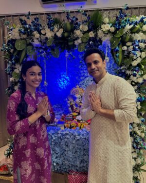 Adrija Sinha Instagram - Ganapati celebrations made special because of these beautiful people 🌸🤍✨🫶🏻