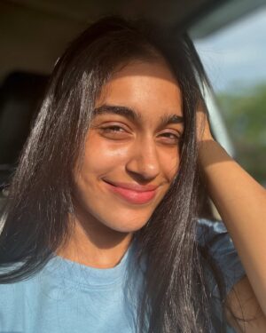 Adrija Sinha Instagram - Sunshine is my favourite accessory 🌈💙💫
•
•
#adrijasinha #teenactor #foryou #foryoupage #sunkissed #viralpost #adrijasinhastylediaries #superdancer