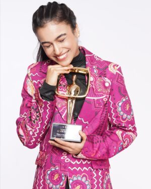 Adrija Sinha Instagram - Your Best supporting actress (female) for a web original film ✨ All your love and wishes made this possible! Thank you, dil se ❤️🥹 bohot saara pyaar 💕

Makeup : @maneeshanathmuah_adara 
Costume : @khushu712