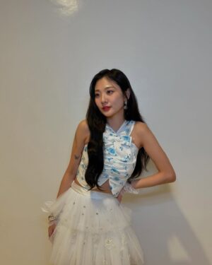 Ahn Ji-young Instagram - 🐰🩵🦋