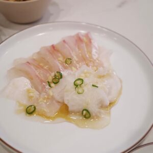 Ai Shinozaki Instagram - ・

ゆうちょのお店で
ご飯食べた日の写真🍚☺️📸

普段ジャンクなものばっかり食べてる私には
ゆうちょの作るご飯の優しさがすっごく沁みる、、🫠♡

体に優しいうえに
とびきり美味しいって凄い！

有言実行っていうかさ、こっちも驚くスピードで
どんどん進んで行くゆうちょ本当凄いなって思う。
尊敬🫶

改めて @atelier_aoya 
オープンおめでとう☺️💕

#美しさ分けてくれよ
#2枚目のやつめっちゃ美味い