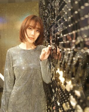 Airi Matsui Instagram - JO MALONE LONDON
A Christmas Special🎄

ホリデーにぴったりな煌びやかな空間が広がっていてとてもわくわくしました！

大切な人へのギフト、
自分へのご褒美にぴったり。

沢山の香りの中から好きな香りを選ぶ時間、楽しかったなぁ。
クリスマス限定の香りもとてもいい香りでした、、🤍

12/13〜12/25まで
表参道ヒルズ B3F スペース オーにて🎁

ぜひ足を運んでみてね。

#JoMaloneLondon
#JoMaloneLondonJapan
#SeasonOfScent
#ジョーマローンロンドン
#PR