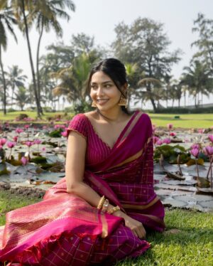 Aishwarya Lekshmi Instagram - Managed to get away without getting murdered by the bride on her wedding day ! 
This was right after i told her a bridesmaid is going to go missing coz "Work " calls🥶🥶🥶
Deeply grateful i could witness your beautiful day and all the emotions that came with it @keerthysureshofficial & @antonythattil ....... That song , That Thirumanam , You crying and hugging him and all of us bawling our eyes out , Allll of it lives rent free in my head and thankyou for this much cherished memory❤️ 
What a joy it was to see your companionship take this new step . 
 

Swipe right to see the Beautifulllest Kanchivaram i have ever ever laid my eyes on and had the honour to wear 😍😍😍 : @houseoftuhil gifted me this saree months back and i couldnt stop staring at it and im thankful i could wear it on a meaningful day . This was inspired by Rukmini Devi's weaves at Kalakshetra and has Kottadi (Checks ) with Rudraksham motifs and the richest pallu i have ever seen andd it depicts a temple procession. 
 The work they do at @houseoftuhil , especially to revive our traditional designs and weaves is so commendable and the  passion and knowledge shows in the weaves ❤️

@swapnilkashid_ thankyou for helping my hair look graceful enough in the 5 minutes you got . @styledbysmiji Thankyou for this beautiful blouse and letting me steal anything and everything you own. @kiransa for being such a cutie and clicking my pictures even though you were one of the wedding guests' there ❤️

Ok . Vote of thanks is done 🫶🏻 

Happpy Married Life Kitty and Thattil!!!! 🧿🧿🧿🧿 
Stay the same and also What a partyyyy that was 🙌🙌🙌🙌