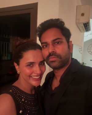 Akshara Gowda Instagram - A life of exploration together ❤️ 2025 🧿 ♾️🪬

N thank you #2024 an year I’m so grateful for ❤️

N I dedicate the audio to my dearest husband @fatheroffloki (though he thinks it’s a cliche ) 

PS : ignore my tired eyes it’s eyes of “new mommy duties” 😂😂😂 

 #aksharagowda #stylishtamilachi #aksharagowdabikki #stylishtamizhachi 
#mumbai #hyderabad #happynewyear #2025 #newparents #newmom