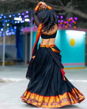 Alekhya Harika Instagram - Swipe 👉🏻❤️

Designed by : @navya.marouthu 
📸 : @absolutelyrahul 
MUA : @jayamakeoverartist_