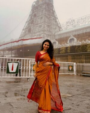 Alekhya Harika Instagram - Embracing The Purpose Of Life 🍃 🙏🏻🫂

#tirumala #alekhyaharika #tirupathi #vadhilesa #lordvenkateshwara