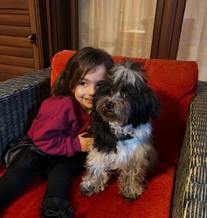 Alessia Macari Instagram - Il 14 gennaio è giorno dove la mia vita è cambiata , perché sei arrivata tu . La mia piccola grande donna Nevaeh . Hai reso la mia vita bella da morire . Ti auguro tante gioie e tante avventure nel tuo cammino, ti insegnerò a fermarti, a prestare attenzione a chi avrà bisogno del tuo aiuto lungo il percorso chiamato vita. Ascolta sempre il tuo cuore . Ti auguro che tu possa sempre sognare in grande, che tu possa sorridere sempre, che tu possa apprezzare e imparare ogni giorno cose nuove. Sei una bimba speciale, ci lasci sempre di buon umore,  con la tua simpatia e con il tuo sorriso contagioso. I miei occhi non vedranno mai una bellezza più grande della tua . Sei unica . Ti amo più della mia vita ❤️ tanti auguri Nevaeh  3 🎉🎈🎂🥳 #mybaby #birthday #3 #figlia #compleanno