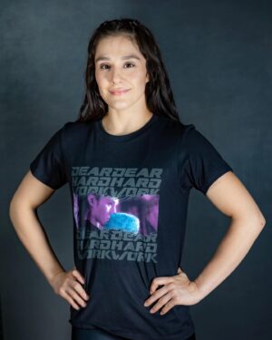 Alexa Grasso Instagram - Algunas cosas que pensé que iban a salir bien salieron mal, pero otras que pensé que iban a salir mal salieron bien. 
Y creo que eso fue un buen empate 😊
(Vengo con todo para mejorar este score)
Gracias a tod@s los que han estado siempre conmigo 🥰 
Los quiero muchísimo 💋🎉🥳
Que pasen un bonito día con sus seres queridos y llenos de motivación para lo que viene 👹🚀🔥