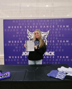 Alexus Oladi Instagram - See you next year wearing purple!! 😝💜 #wildcats.  I am so beyond grateful to everyone that has supported me in this decision. I just want to say thank you to my parents because I wouldn't be here without them. ANDDD most importantly my team and my coaches for always pushing me to be the best version of myself and supporting me!! I am excited to see what the next year holds for me! GO CATS 🥳🥳