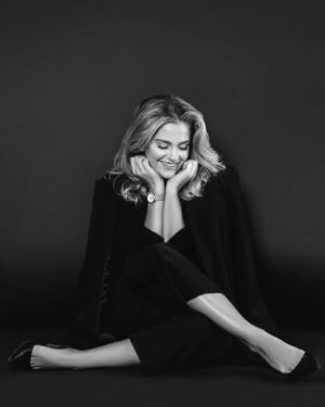 Alicia Agneson Instagram - When was the last time something was your first time?
Honoured to be a @breitling ambassador as the brand celebrates 140 years of firsts. 
Wearing my favourite piece, Chronomat ‘32
Shot by : @paulinatorbjornsen 
#Breitling