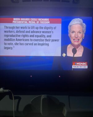 Alicia Garza Instagram - A national hero. Needed this bright spot today — really glad my friend @cecilerichards is getting her flowers, and, like the boss she is, she never asks for shit like this. This brought me to tears today, in the best way possible. Thank you @cecilerichards and congratulations— always inspired by you, and thank you for your tenacity.