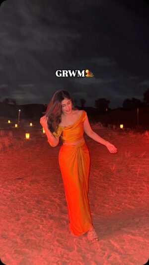 Alisha Chopra Instagram - It isn’t pastel, is it? 🫢

Wearing : @arokaofficial 
.
Jewellery : H&M
Footwear : Hill Road 
Lipstick : @kirobeauty slickstick shade : almond butter 
.
.
.
.
#getreadywithme #grwm #look #desert #wedding #sarongskirt #outfit #trend #explorepage #explore