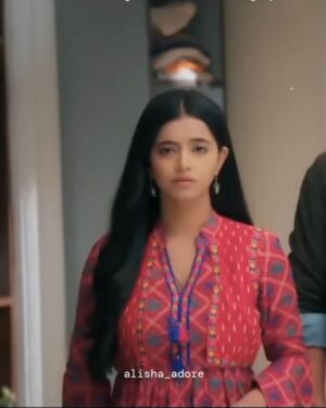 Alisha Parveen Instagram - I didn’t Quit , I was Replaced 
This was so so hard for me! When you give your so much strength, power, love , happiness, everything to your character, then you are Replaced overnight without knowing it feels like Heartbreak! 
But i am smiling just because all of you, your support, your love! 
Always Your Raahi! Thankyou so much for the love❤️
#Pradhya #Anupama