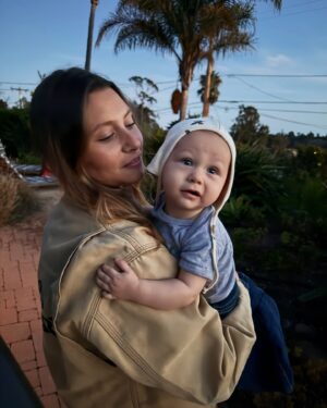 Aly Michalka Instagram - Last week of 2024 with this little guy