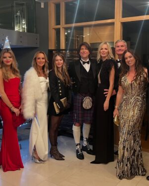 Amanda Holden Instagram - Happy #hogmanay ♥️ May 2025 bring you joy and love. X