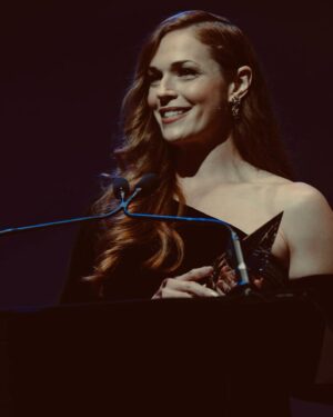 Amanda Righetti Instagram - A few more photos from the @sdfilmfestival last week. What a wonderful evening! Thank you @ceciliapeck @tonyamantooth @moviemantz and all the board members involved in selecting me for this honor. Congratulations again to my fellow honorees! It was an honor to share the stage with you all. #fbf #sandiegointernationalfilmfestival