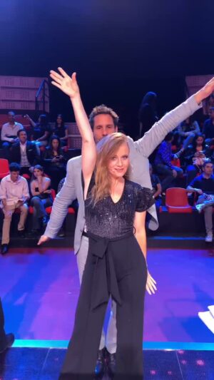 Amaya Forch Instagram - Mi nombre es...
1- Los pispiretas
2- Los Dancing Queen
3- La alpargata de Karen Connoly